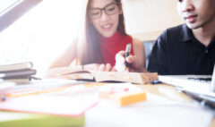 Education , Meeting , Discuss concept.