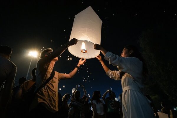 lantern-4670043_640